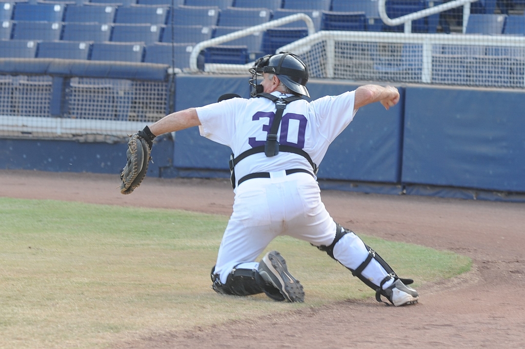 Dragons_2017-10-31 (567).jpg - (c)2010 DeVetter